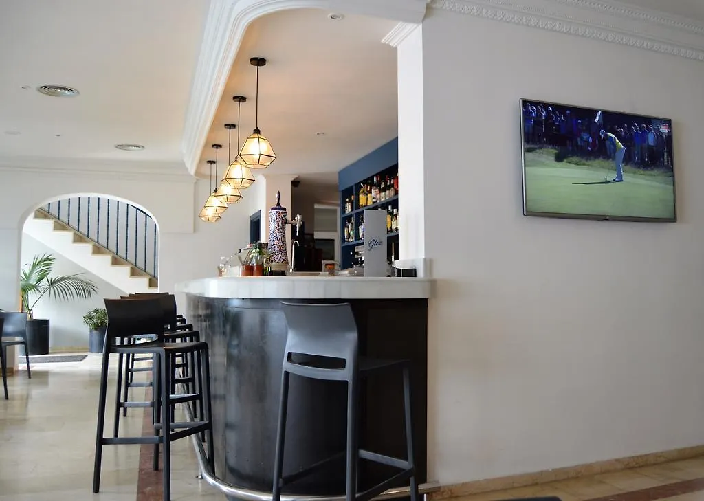 Hostal Drago Pueblo Nuevo de Guadiaro