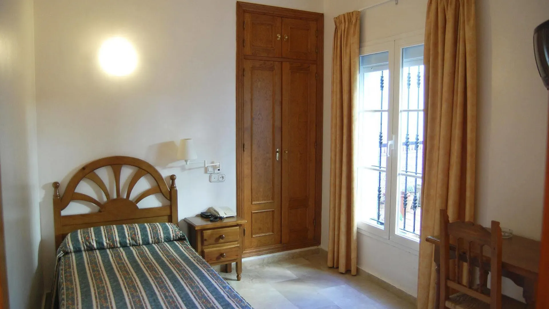 Pensión Hostal Drago Pueblo Nuevo de Guadiaro
