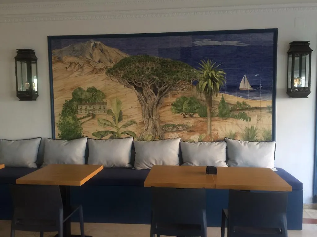 Hostal Drago Pueblo Nuevo de Guadiaro Spagna